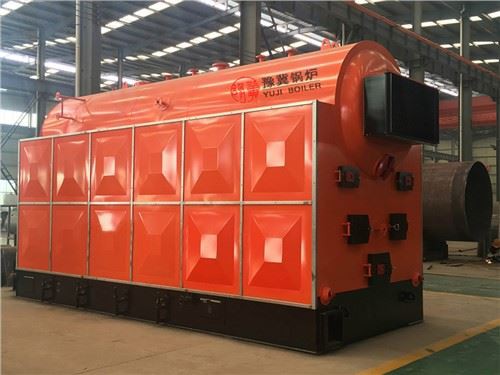 Puulämmitteinen teollisuuskattila